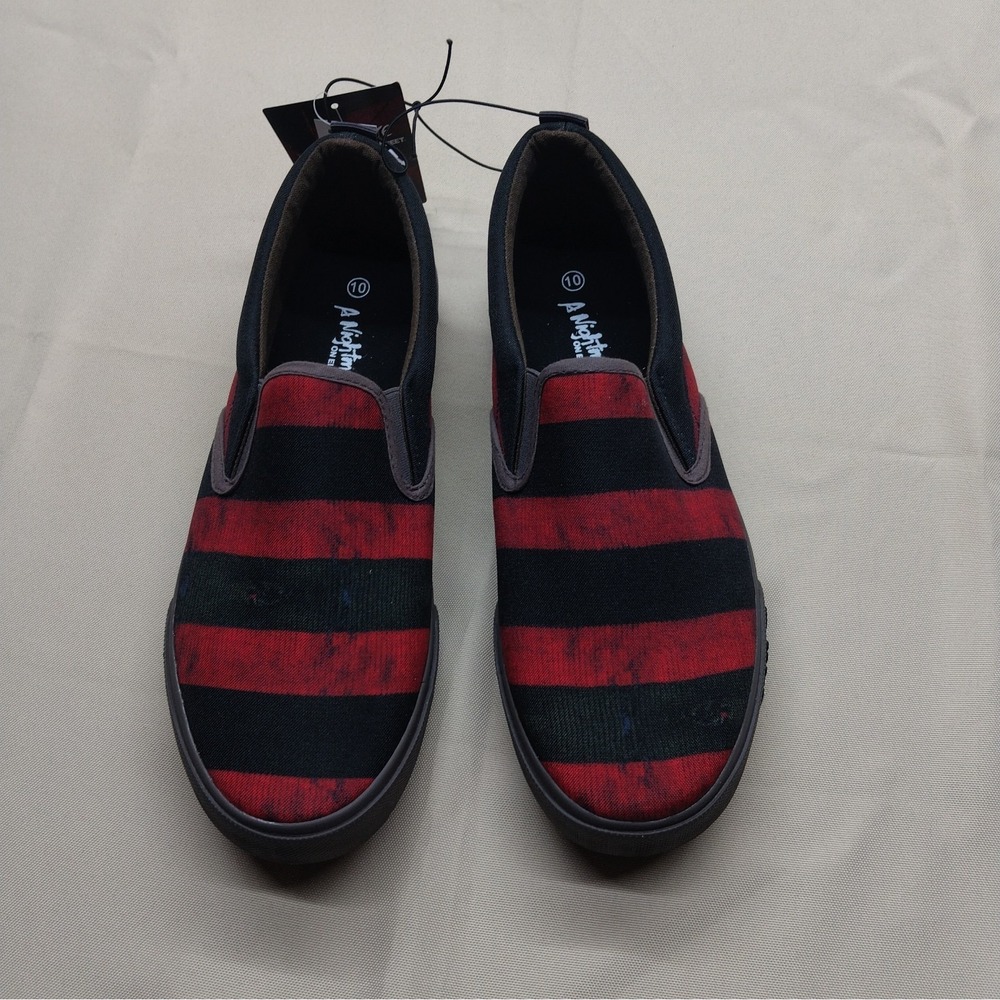 A Nightmare on Elm Street Slip-On Sneakers Red Black Stripe Mens Size 10 NWT